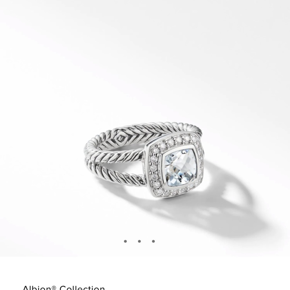 David Yurman Albion Petite Ring: White Topaz